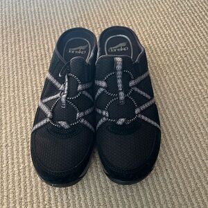 Dansko Hayleigh Lightweight Sneaker for Women